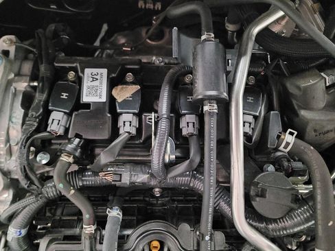 Used 2025 Nissan Sentra S FWD image 30