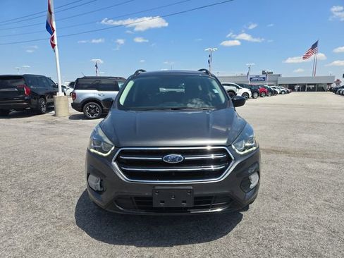 Used 2018 Ford Escape SE w/ SE Sport Appearance Package AWD/4WD image 10