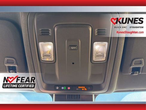 Used 2023 GMC Yukon XL SLE image 34
