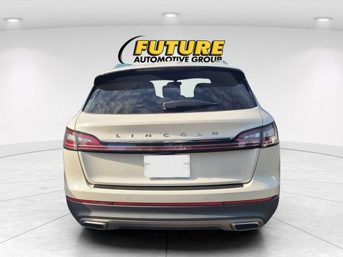 Used 2023 Lincoln Nautilus Reserve FWD image 4