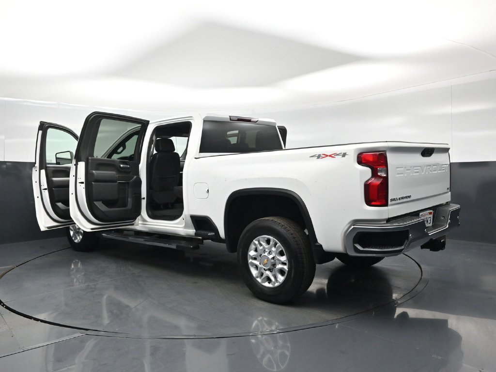 Used 2022 Chevrolet Silverado 2500 LTZ w/ Safety Package AWD/4WD image 34