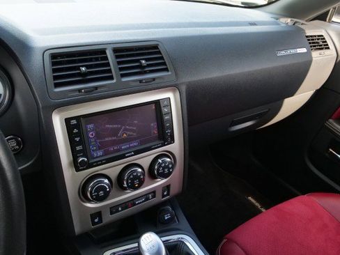 Used 2012 Dodge Challenger SRT8 w/ Premium Sound Group image 12