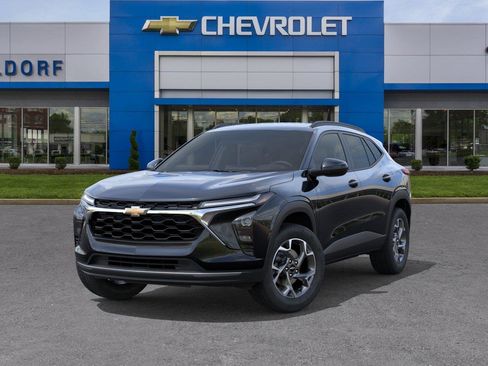 New 2026 Chevrolet Trax LT w/ Driver Confidence Package FWD image 7