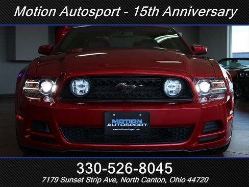 Used 2013 Ford Mustang GT Premium w/ Security Pkg RWD image 38