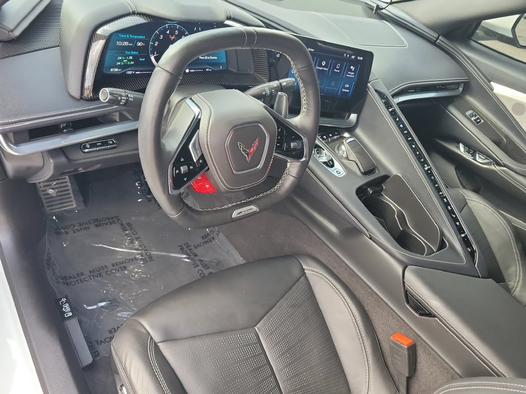 Used 2025 Chevrolet Corvette Z06 RWD image 7