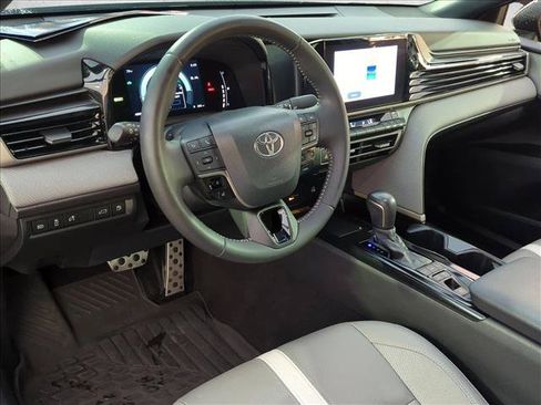 Certified 2025 Toyota Camry SE FWD image 10