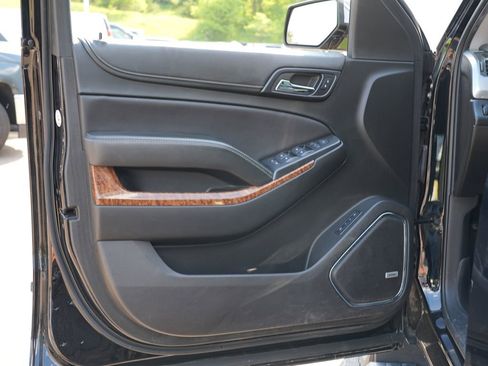 Used 2018 Chevrolet Suburban Premier AWD/4WD image 14