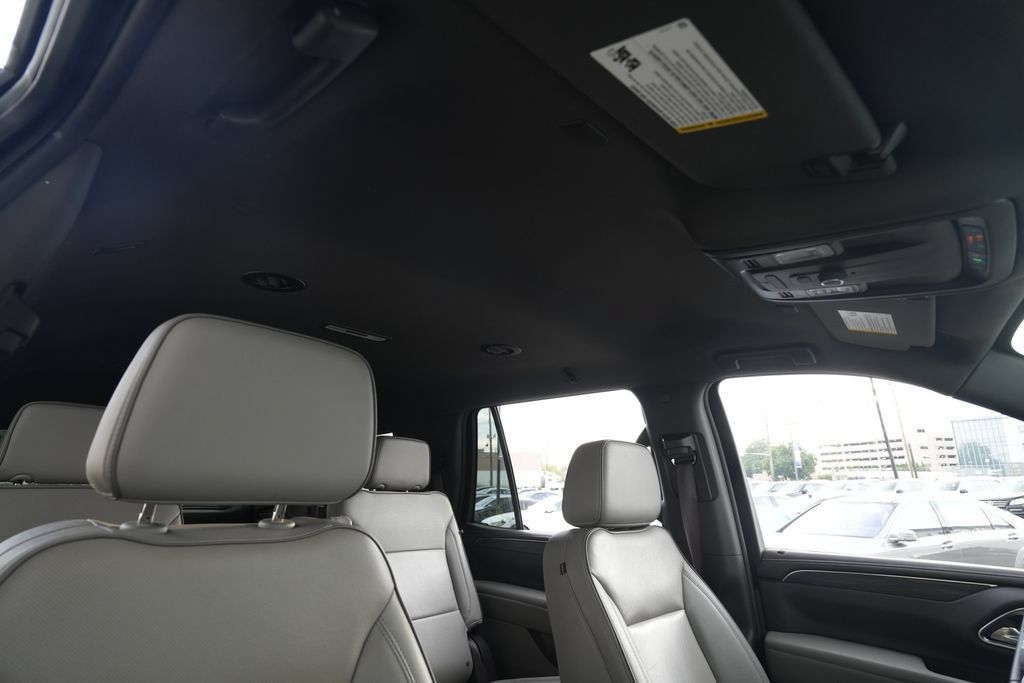 Used 2024 GMC Yukon SLT RWD image 33