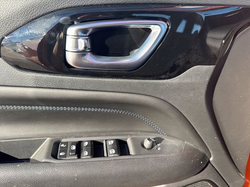 New 2026 Jeep Compass Latitude image 29