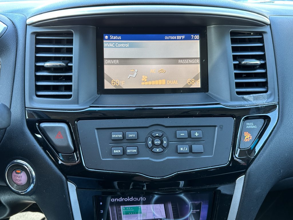 Used 2016 Nissan Pathfinder SV FWD image 26