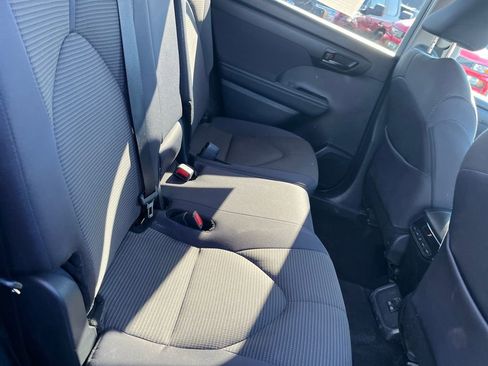 Used 2024 Toyota Highlander LE image 26