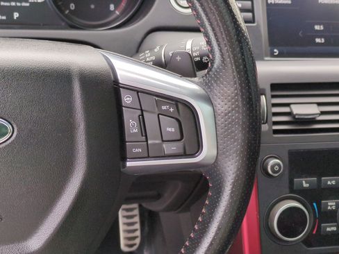 Used 2017 Land Rover Discovery Sport HSE Luxury image 21