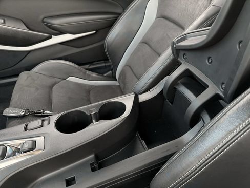 Used 2022 Chevrolet Camaro SS RWD image 35