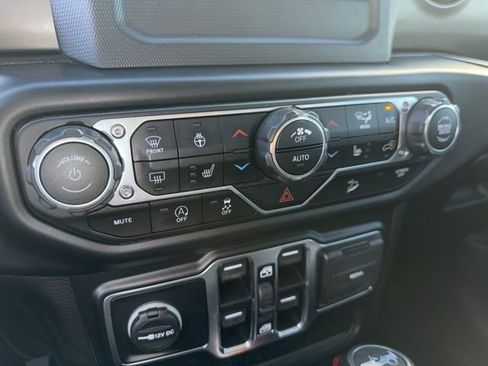 Used 2020 Jeep Wrangler Unlimited Sport S image 41