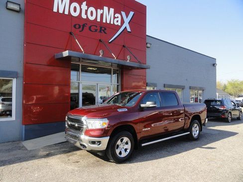 Used 2021 RAM 1500 Big Horn AWD/4WD image 1