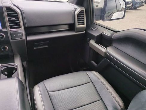 Used 2018 Ford F150 Raptor w/ Equipment Group 802A Luxury image 18