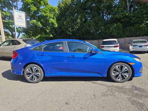Used 2017 Honda Civic EX-T image 8