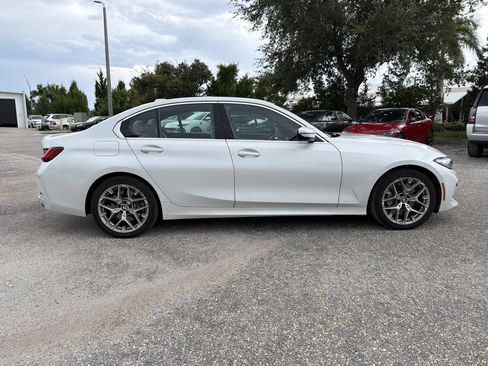 Certified 2025 BMW 330i Sedan w/ Convenience Package RWD image 3