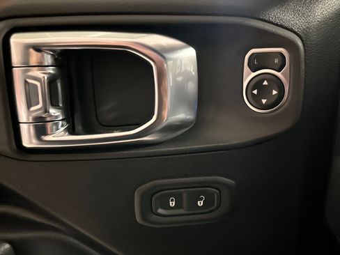 Used 2025 Jeep Wrangler Unlimited Sport S 4xe AWD/4WD image 10