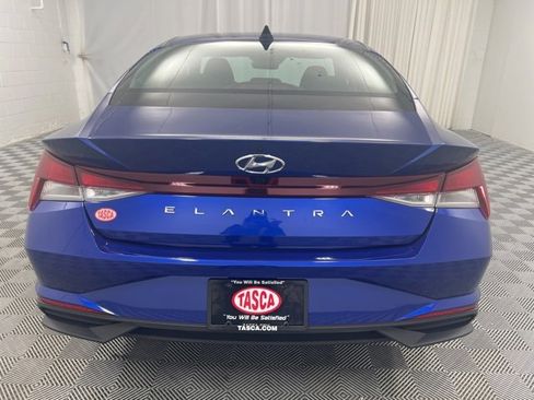 Used 2023 Hyundai Elantra SEL image 8