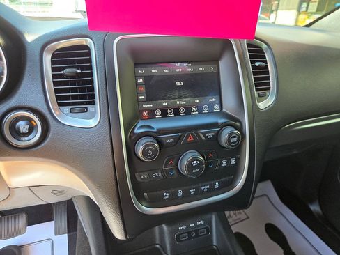 Used 2019 Dodge Durango SXT AWD/4WD image 14