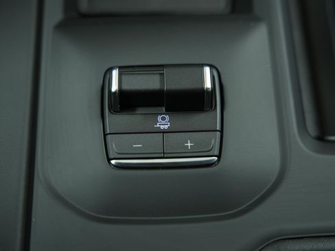 New 2026 GMC Sierra 3500 Denali Ultimate image 38