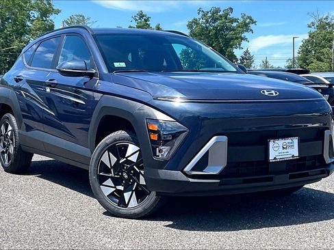 Used 2025 Hyundai Kona SEL AWD/4WD image 32