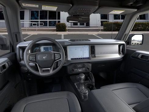 New 2025 Ford Bronco Big Bend w/ Black Diamond Package image 9