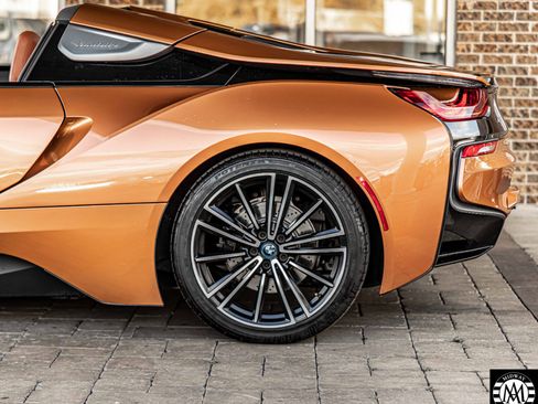 Used 2019 BMW i8 Roadster image 7