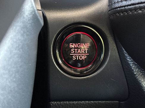 Used 2023 Honda HR-V LX image 27