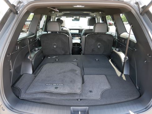 Certified 2026 Hyundai Palisade XRT Pro AWD/4WD image 18