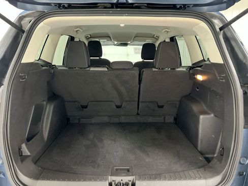 Used 2018 Ford Escape SE w/ SE Sync 3 Package AWD/4WD image 23