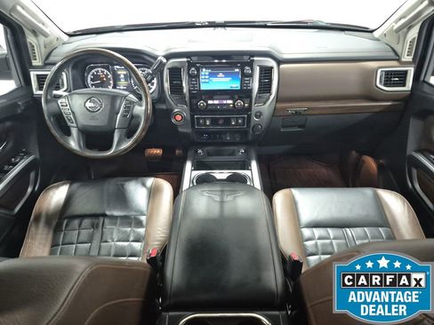 Used 2017 Nissan Titan Platinum Reserve image 30