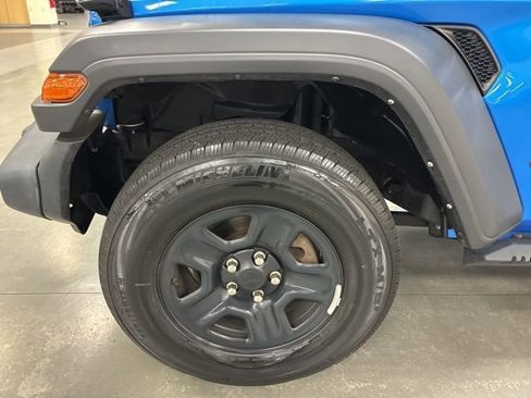 Used 2022 Jeep Wrangler Unlimited Sport AWD/4WD image 35