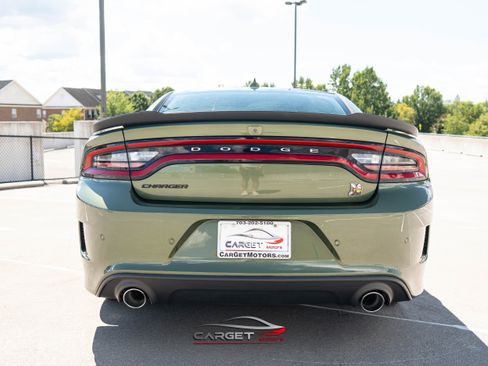 Used 2022 Dodge Charger Scat Pack image 6