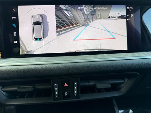 Certified 2024 Porsche Cayenne image 30