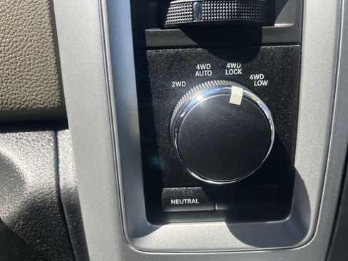 Used 2012 RAM 1500 Big Horn w/ Luxury Group AWD/4WD image 26