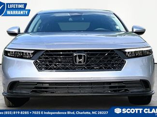 Used 2025 Honda Accord LX video 2