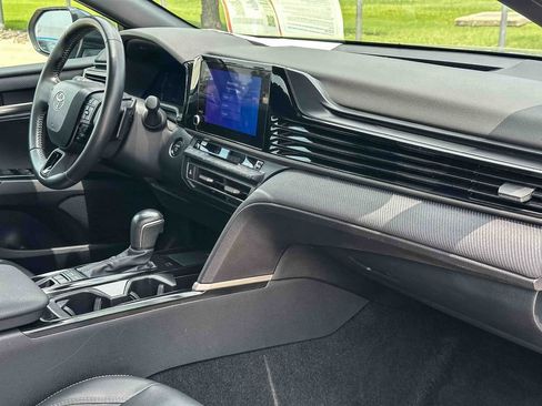 Certified 2025 Toyota Camry SE FWD image 20