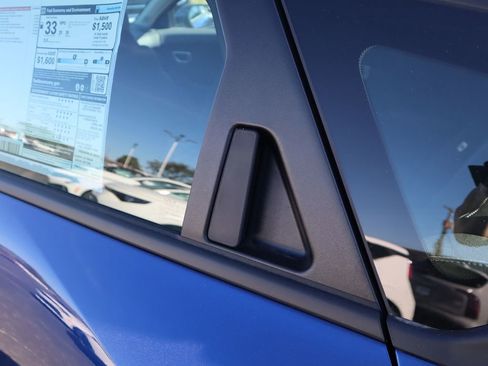 New 2025 Kia K4 FWD image 10