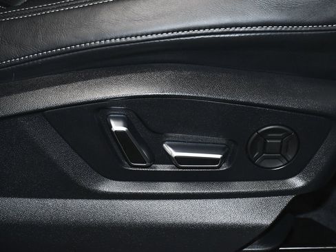 Used 2025 Audi SQ7 Premium Plus image 76