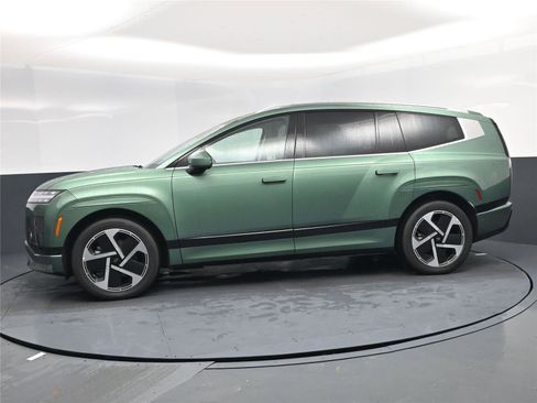 New 2026 Hyundai Ioniq 9 Calligraphy image 3