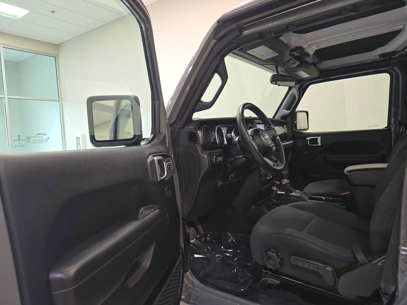 Used 2022 Jeep Wrangler Unlimited Sport AWD/4WD image 22