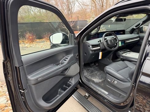 New 2025 Lincoln Navigator L Reserve w/ Jet Appearance Package image 25