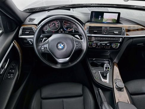 Used 2018 BMW 330i Sedan RWD image 23
