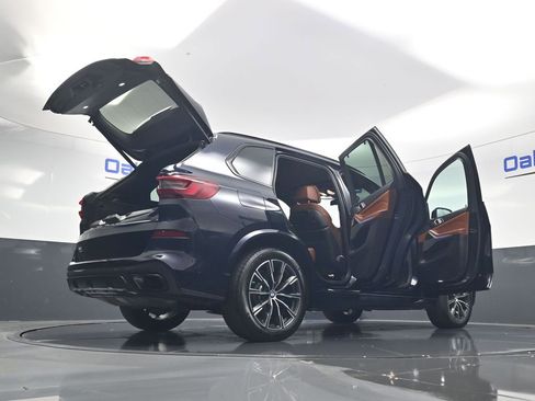 Used 2022 BMW X5 M50i w/ Executive Package AWD/4WD image 62