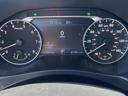Used 2025 Nissan Altima 2.5 SV AWD/4WD image 9