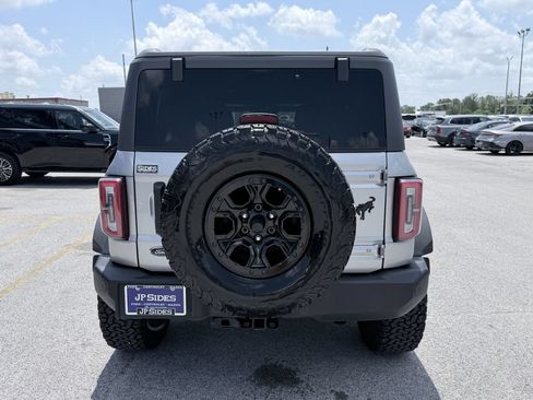 Used 2022 Ford Bronco Wildtrak AWD/4WD image 8