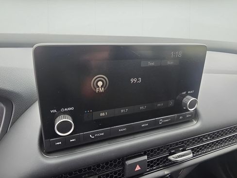 Used 2025 Honda HR-V LX image 19