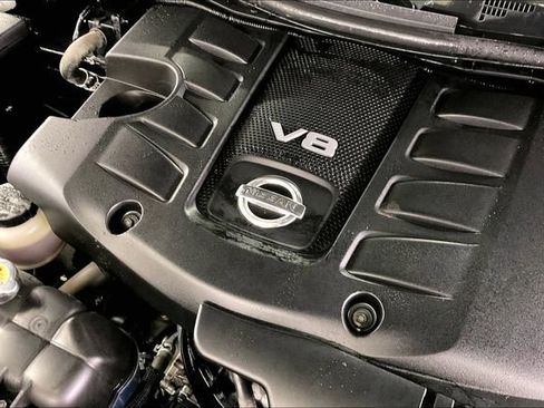 Used 2024 Nissan Armada SL w/ Captain's Chairs Package image 35